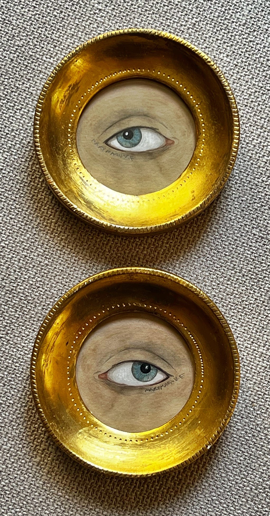 'Lover's Eye' miniatures -per piece