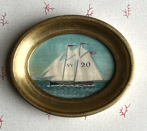 Ship 'Newport' and 'New york 20'-miniatures -per piece