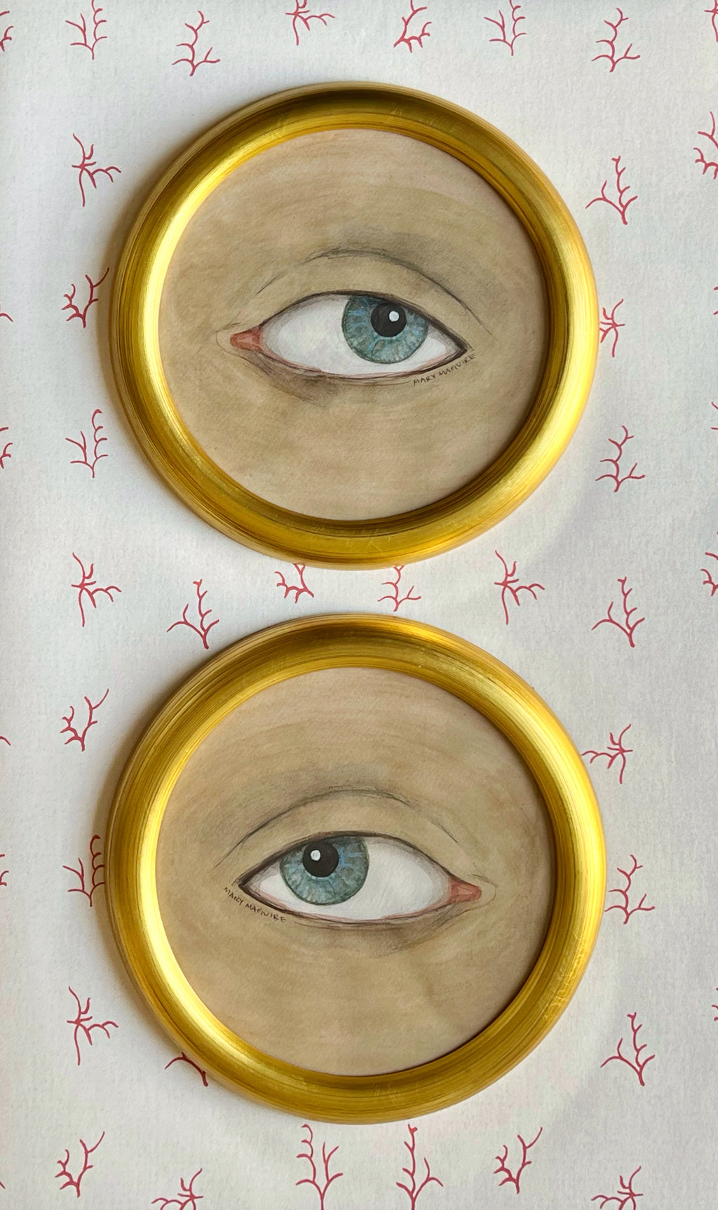 'Lover's Eye' -12 inch round